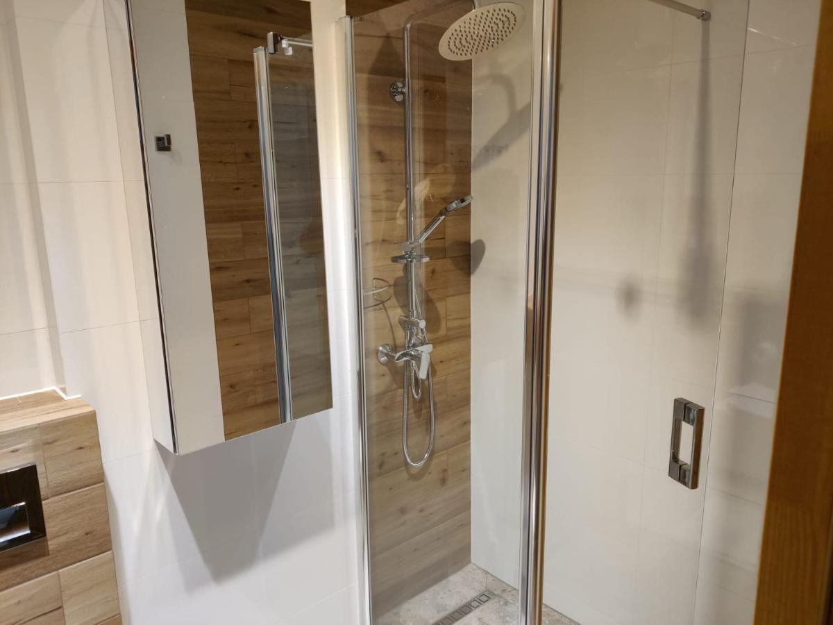 Apartament De Lux Lidia カルパッチ エクステリア 写真